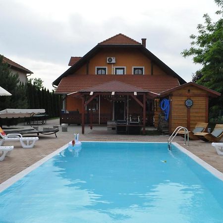 Lifestyle Balaton Villa Siofok Bagian luar foto