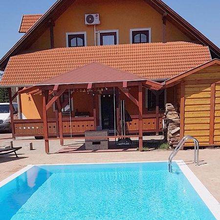 Lifestyle Balaton Villa Siofok Bagian luar foto