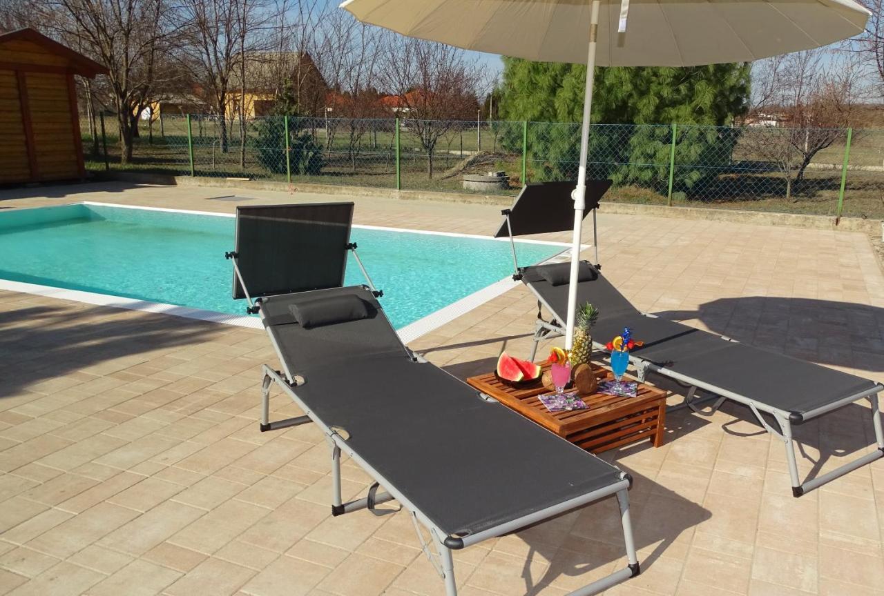 Lifestyle Balaton Villa Siofok Bagian luar foto